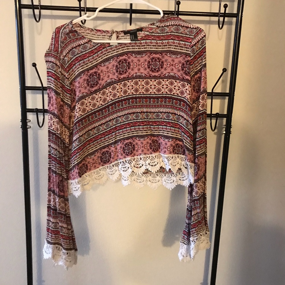 Long sleeve crop top
